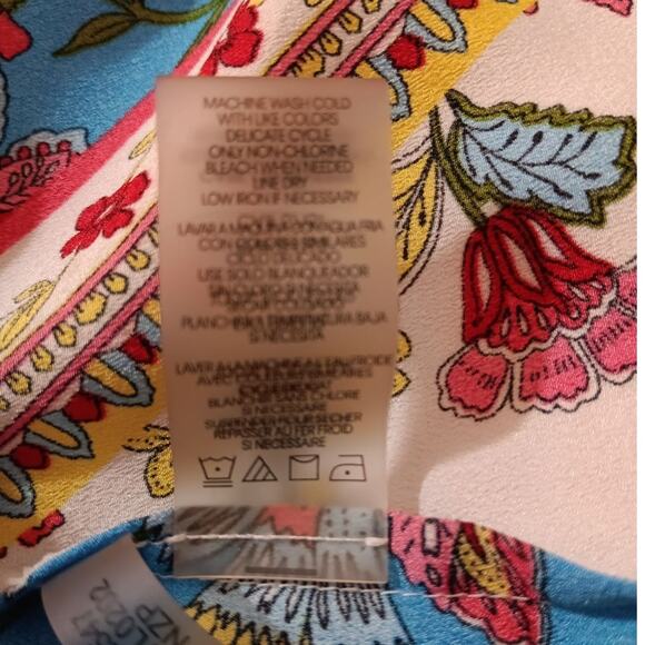 Artsy Colorful‎ Floral V-Neck Button Blouse Top XL Long or 3/4 Roll Tab Sleeves - Picture 8 of 10